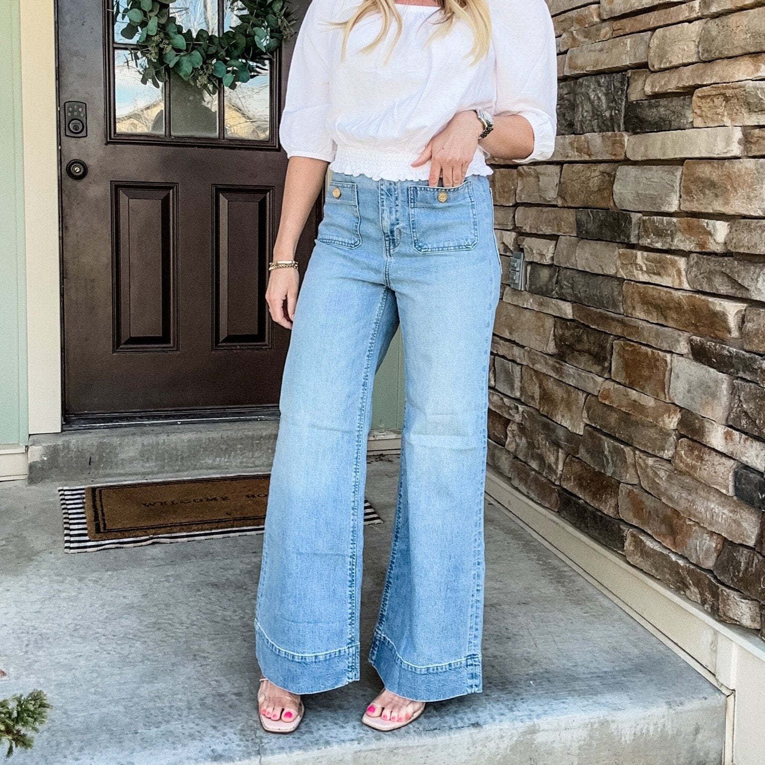 High-Waist Wide-Leg Jeans FitCurve™