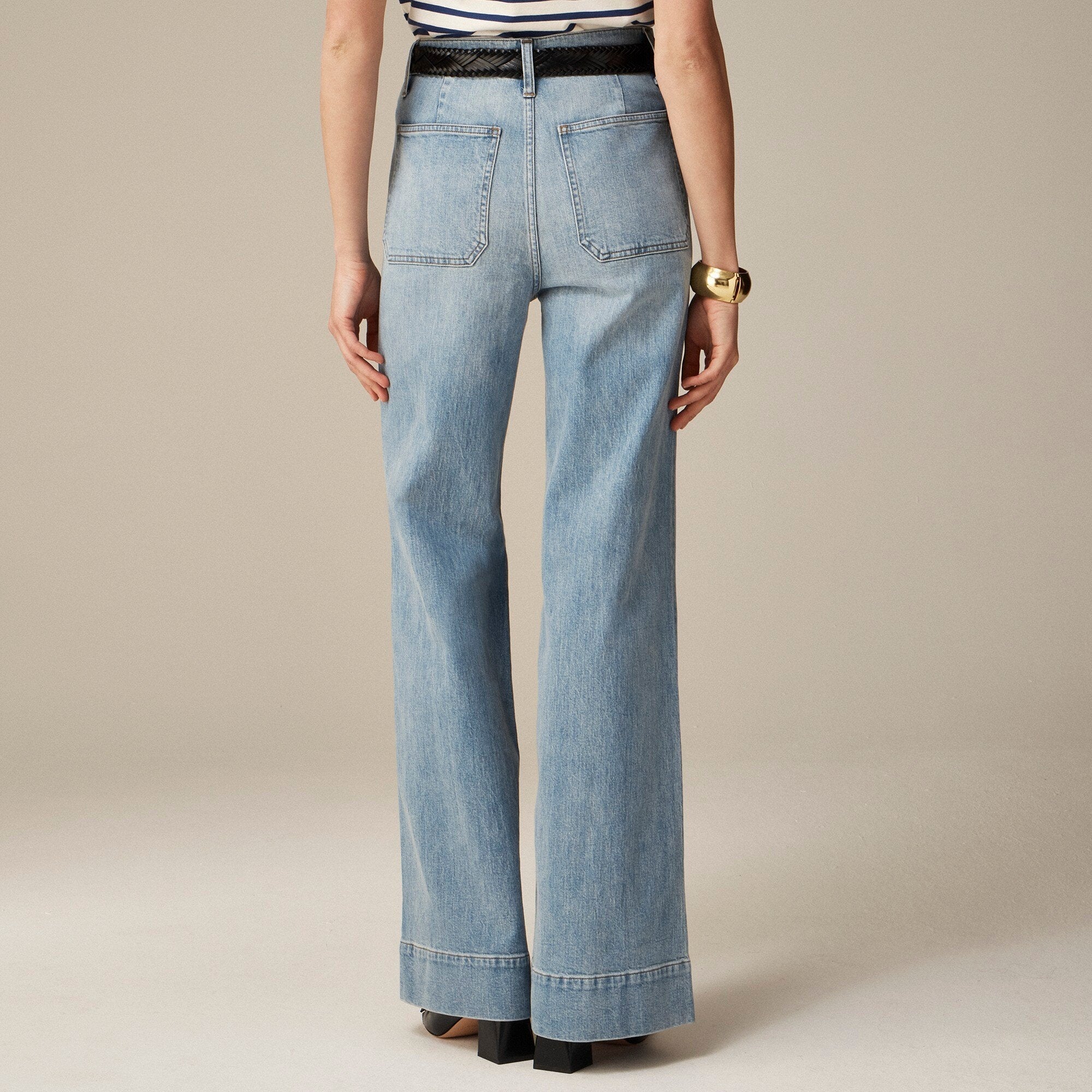 High-Waist Wide-Leg Jeans FitCurve™
