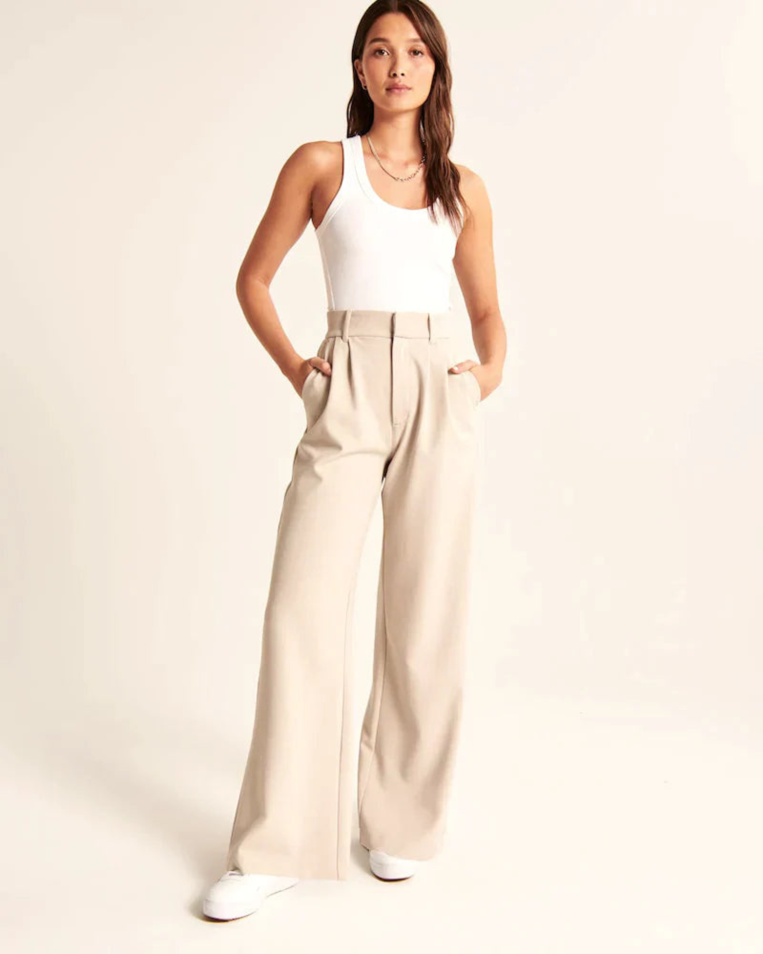 Elegante und formende T-Curve-Hose™