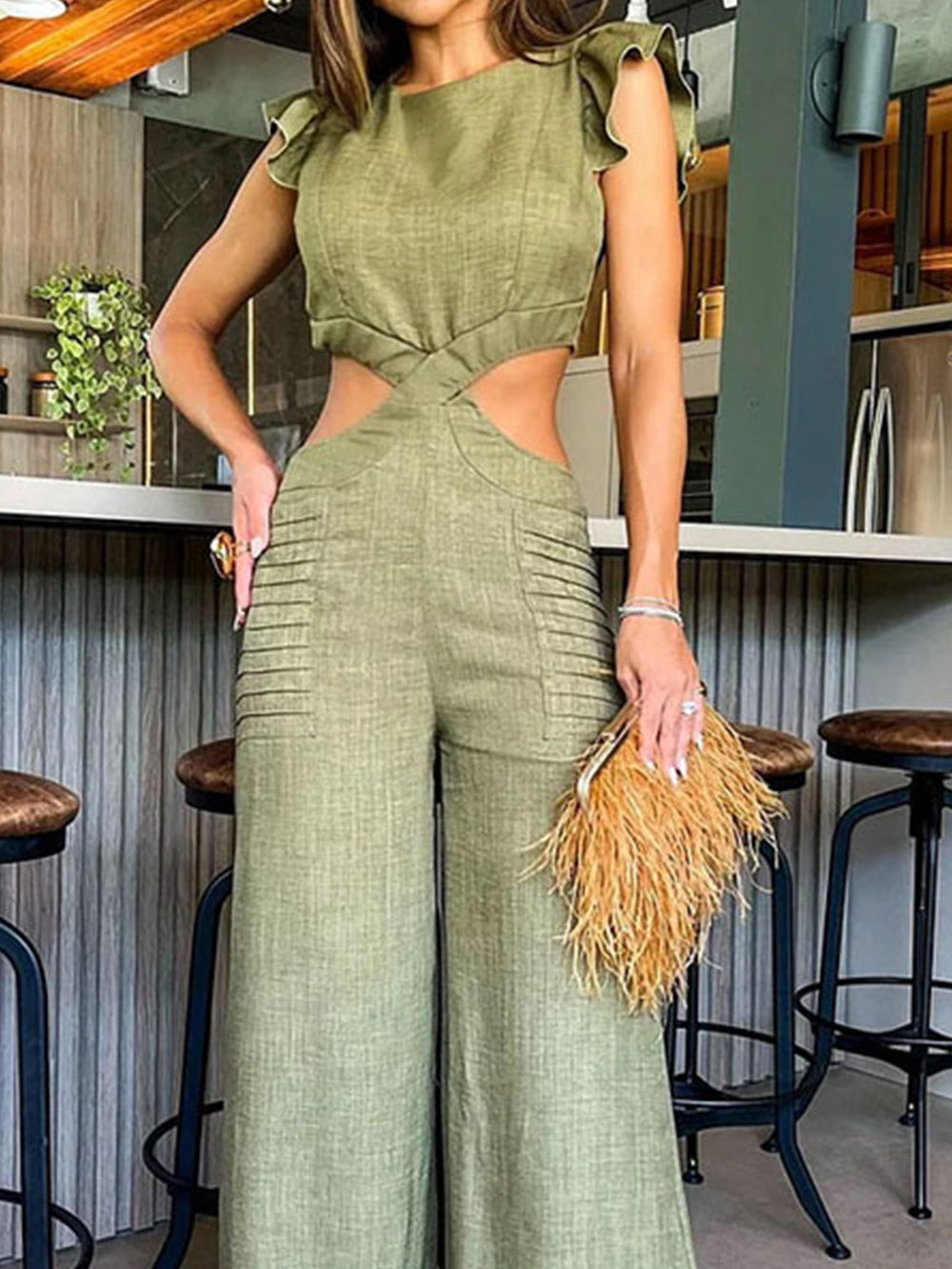 Weit geschnittener Overall mit weiter Hose und offener Taille