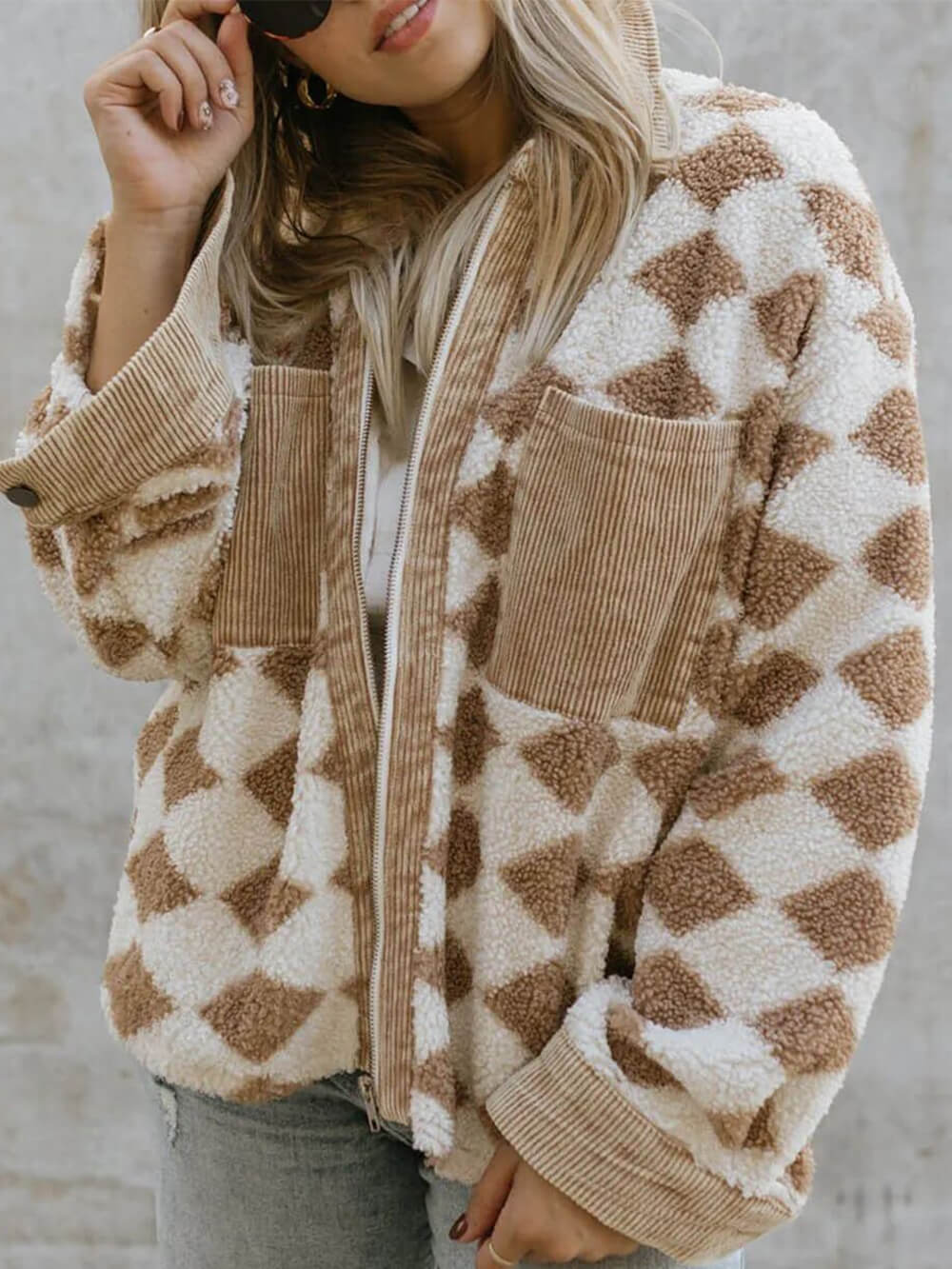Jacke mit Reißverschluss aus Plüsch
