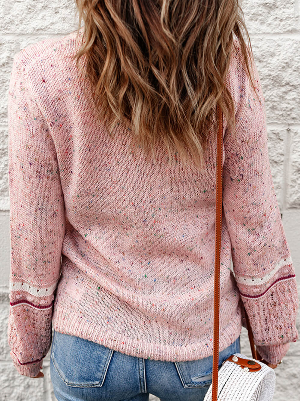 Strickpullover mit Punkten in Trendfarben