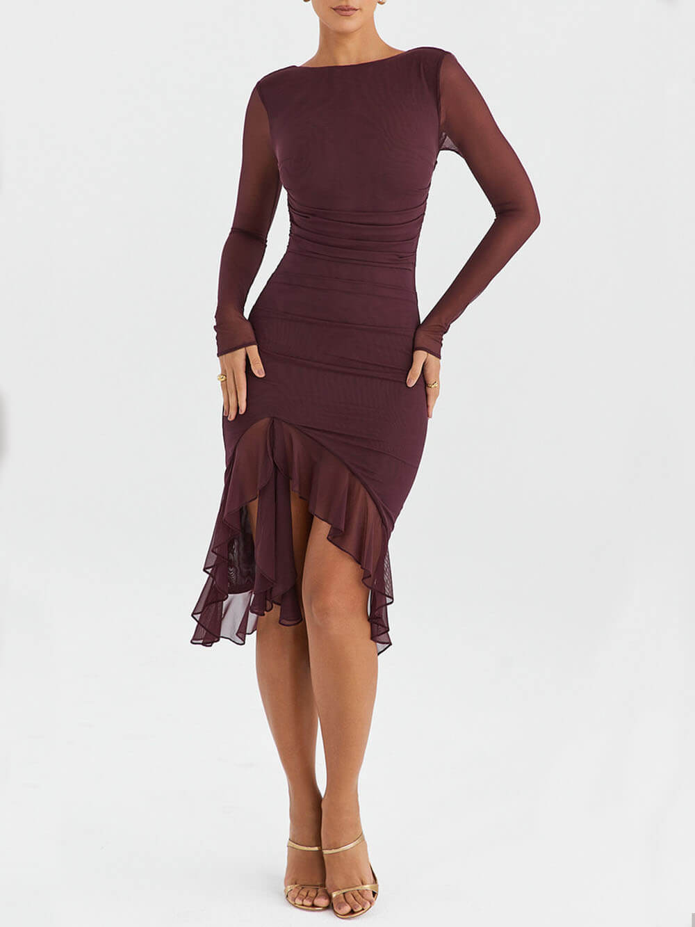 Midikleid mit bordeauxroten Rüschen