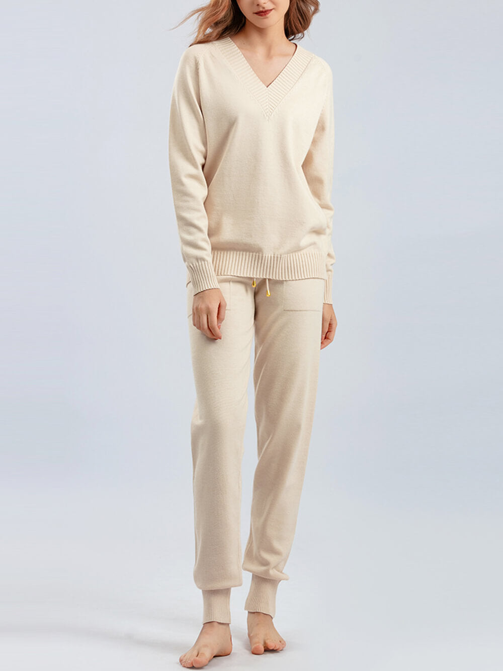 Luxuriöses Set aus Pullover und passender Hose
