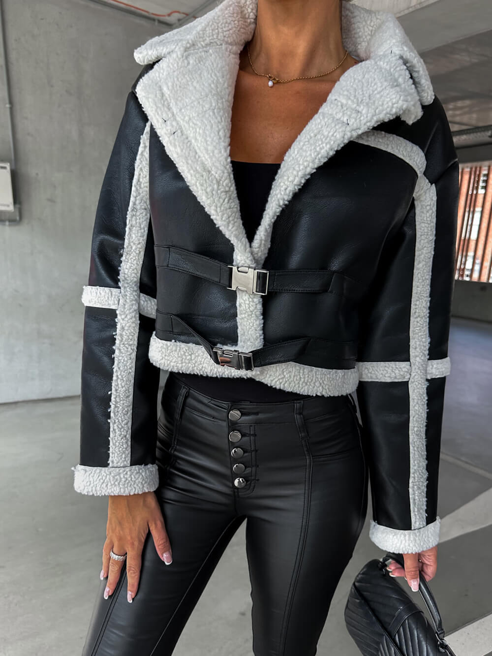 Jacke aus plüschigem Leder