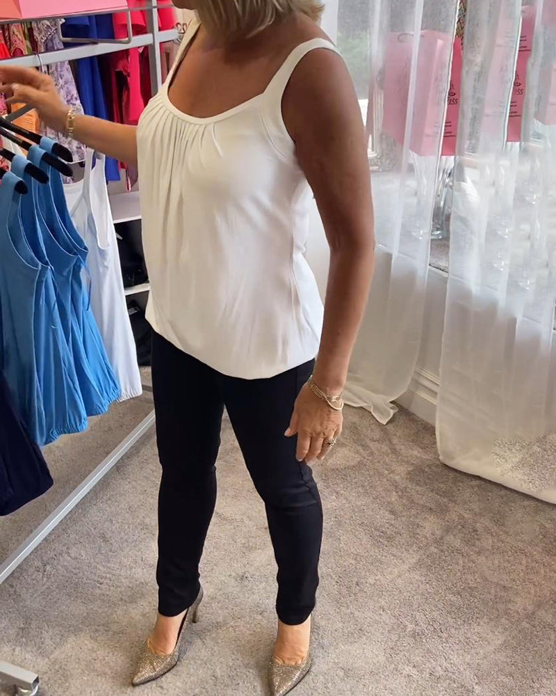 Robin™ | Summer Sleeveless Top with Round Neck