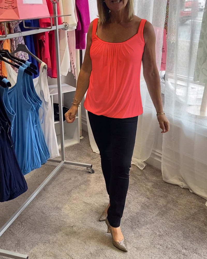 Robin™ | Summer Sleeveless Top with Round Neck