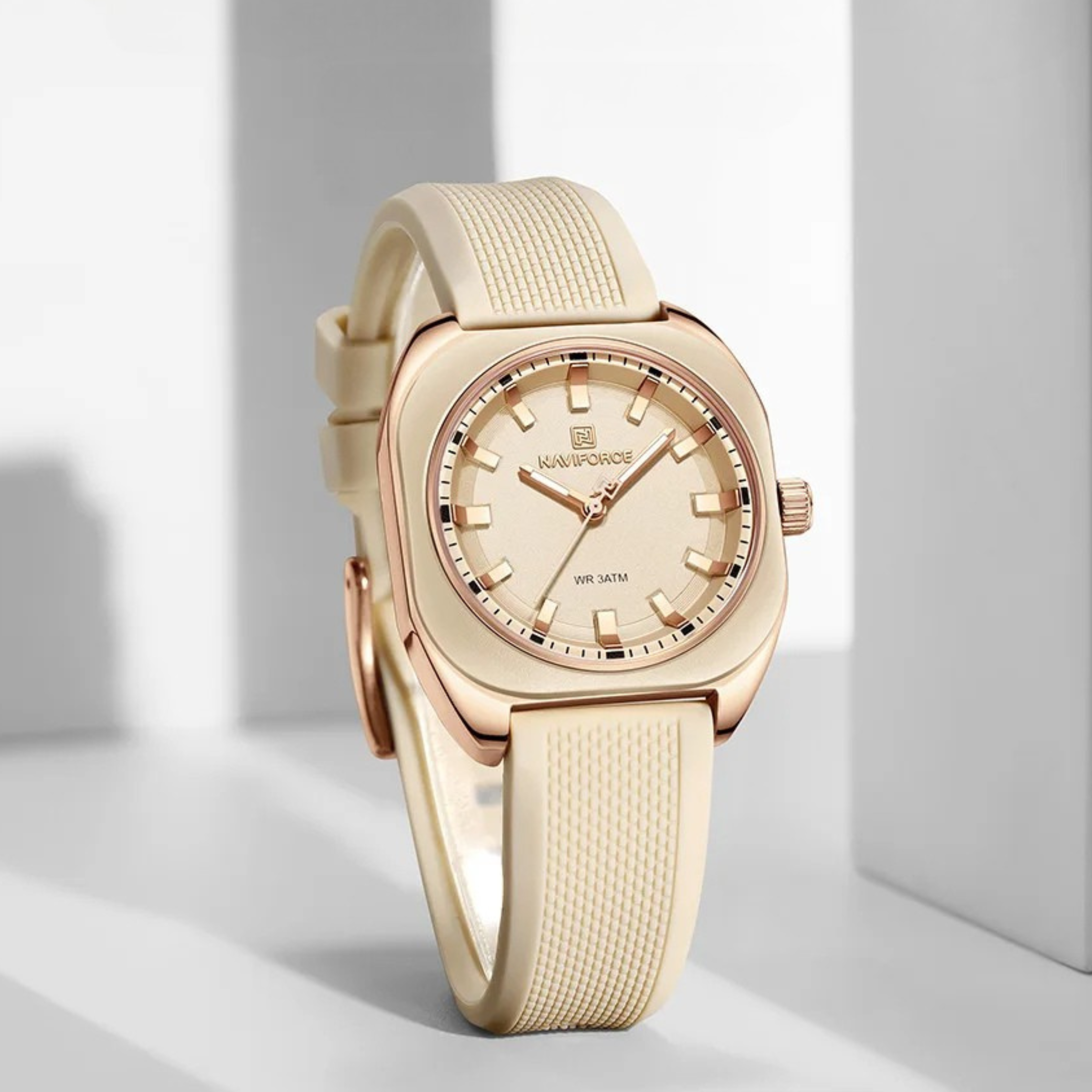 ELYSIA | The Rose Gold Watch that Combines Style and Functionality