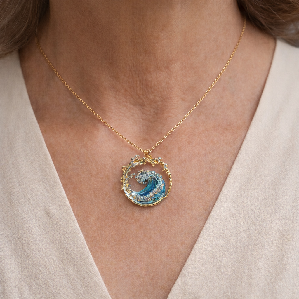 Mila | Necklace with Ocean Wave for Timeless Elegance and Daily Refinement