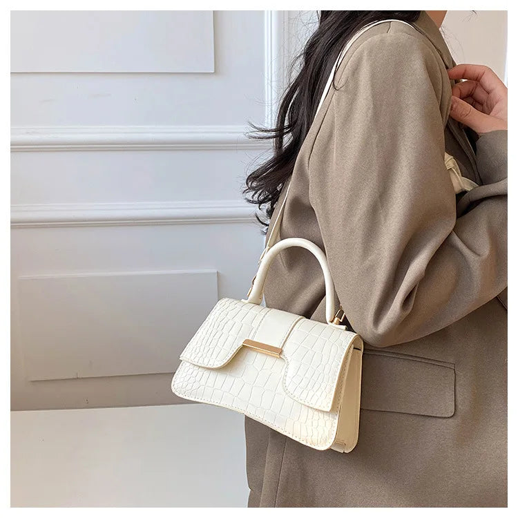 Pauline-Tasche