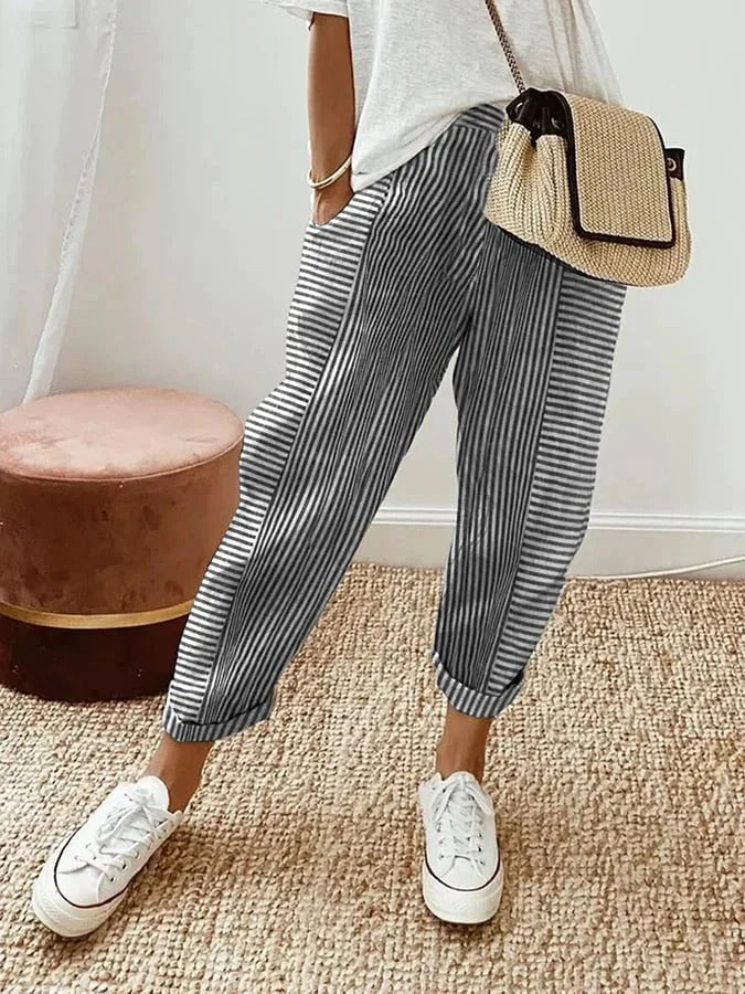 SOPHIA | Elegant in Casual Striped Pants