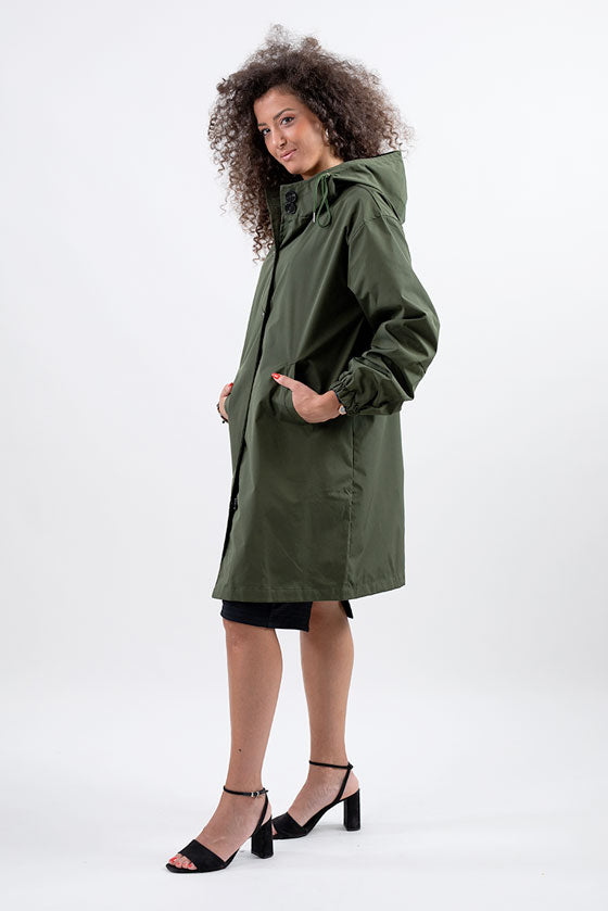 Wasserdichte Windjacke AquaShield™