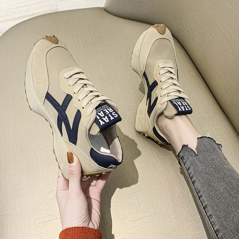 Bequeme Schuhe im Urban-Style LadiVania