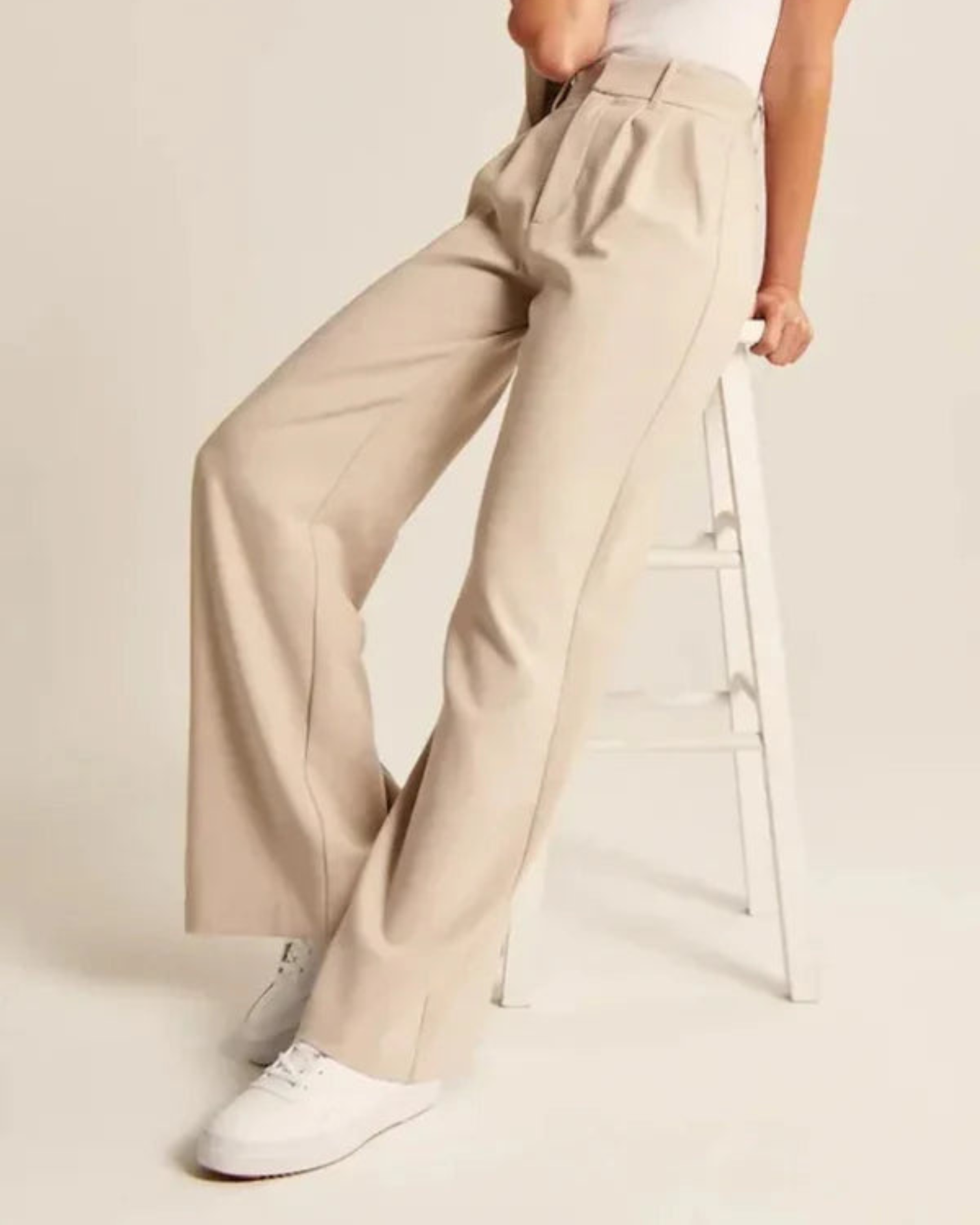 Elegante und formende T-Curve-Hose™
