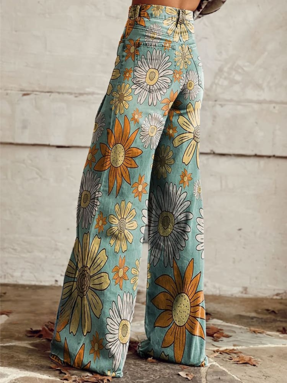 CIRILLA | Vintage Floral Pattern Palazzo Pants