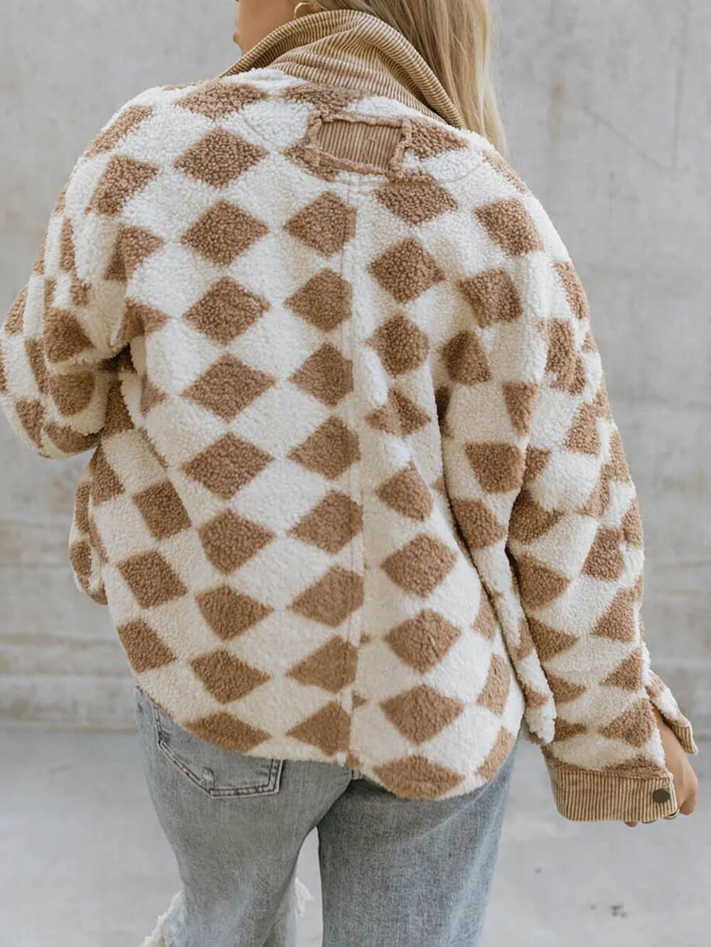 Jacke mit Reißverschluss aus Plüsch