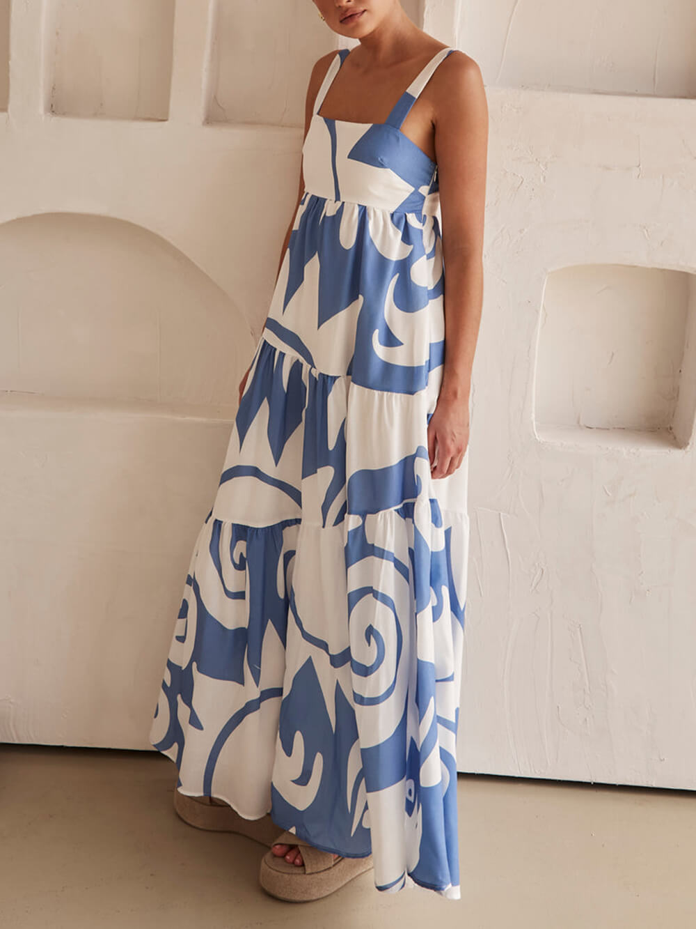 Langes Bohème-Kleid mit geometrischem Druck