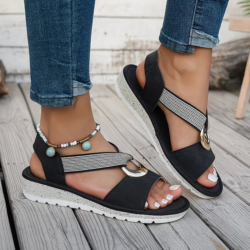 SUMMIT | Flat Sandals with Gold Ring Detail for Everyday Comfort