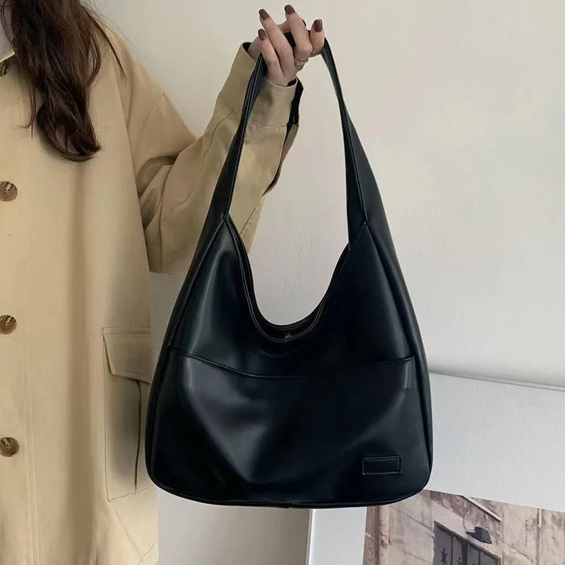 Lola-Tasche
