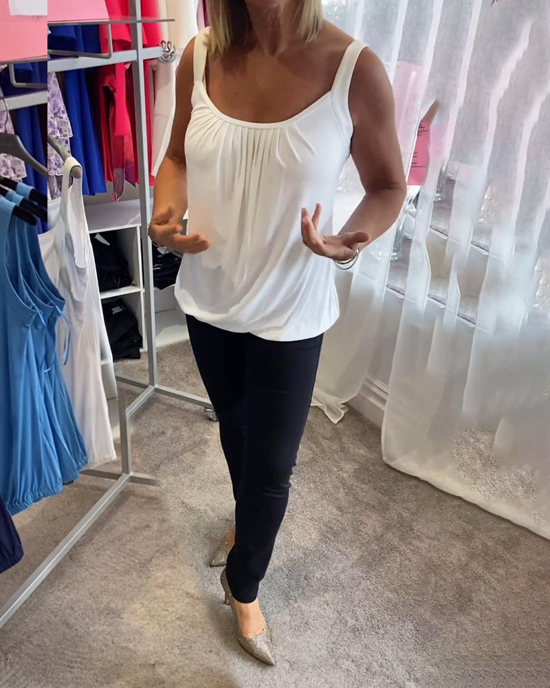 Robin™ | Summer Sleeveless Top with Round Neck