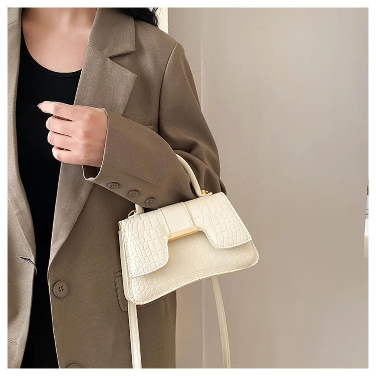 Pauline-Tasche