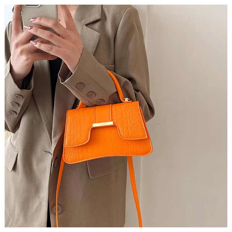 Pauline-Tasche