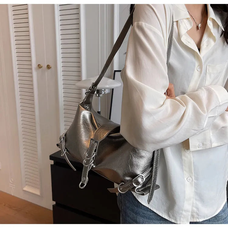 Zoe-Tasche