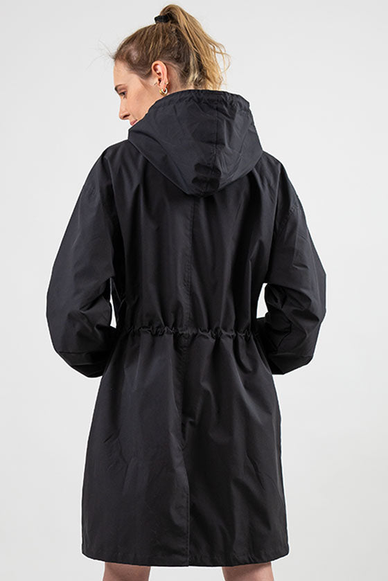 Wasserdichte Windjacke AquaShield™