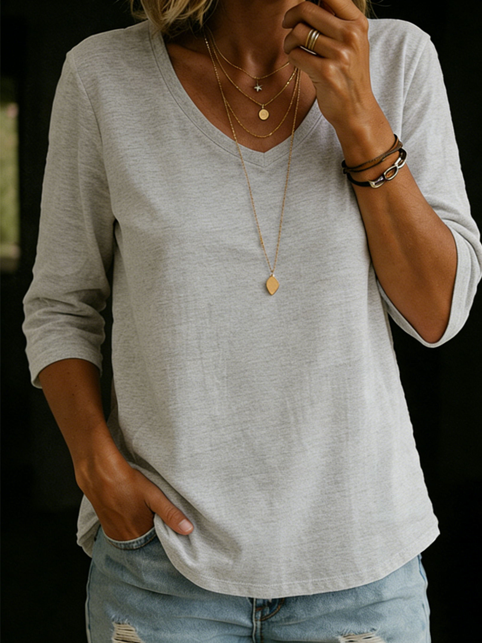 Lina™ | Cotton V-neck T-shirt